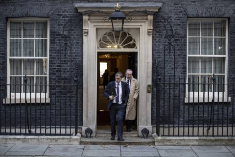 November 13, 2018 - London, London, UK - London, UK. Conservative Chief Whip Julian Smith (L) and Attorney General Geoffrey Cox QC (R) leave 10 Downing Street after the Cabinet meeting. London UK - ZUMAl94_ 20181113_zaf_l94_034 Copyright: xRobxPinneyx