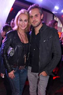 Caroline Beil mit Ehemann Philipp Sattler beim BUNTE New Faces Award Style im Spindler & Klatt in Berlin