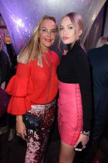 Natascha Ochsenknecht mit Tochter Cheyenne Ochsenknecht (in Marina Hoermanseder) beim BUNTE New Faces Award Style im Spindler & Klatt in Berlin