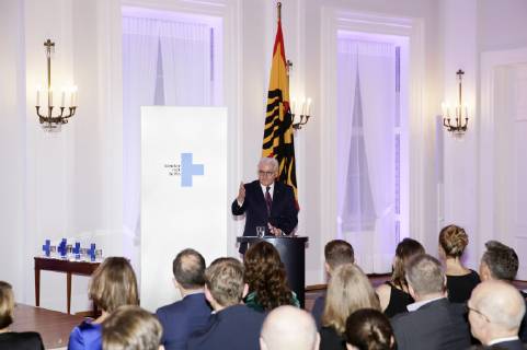 Frank-Walter Steinmeier bei der 20. Verleihung des Medienpreises Kinderrechte in der Einen Welt der Kindernothilfe im Schloss Bellevue. Berlin, 15.11.2018