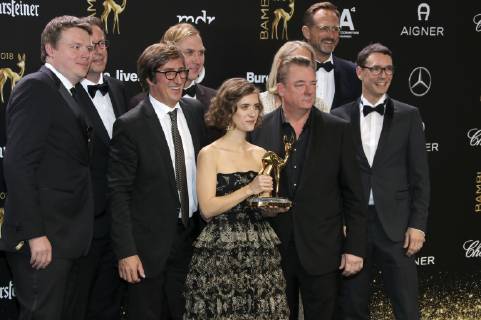 Lars Eidinger, Liv Lisa Fries und Peter Kurth mit ihren Filmteams bei der 70. Bambi-Verleihung 2018 im Stage Theater am Potsdamer Platz. Berlin, 16.11.2018