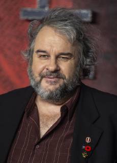 November 27, 2018 - London, United Kingdom - Peter Jackson seen attending the World Premiere of Mortal Engines at the Cineworld Leicester Square in London. London United Kingdom - ZUMAs197 20181127_zaa_s197_175 Copyright: xGaryxMitchellx