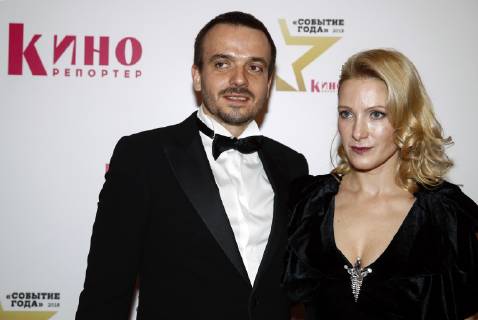 MOSCOW, RUSSIA - DECEMBER 5, 2018: Actress Anna Slyu (R) ahead of a ceremony to present the Event of the Year 2018 prize held by the Cinema Reporter magazine at Illusion Cinema. Cinema Reporter is a new magazine that was established by the editorial staff of the Russian version of The Hollywood Reporter magazine. Artyom Geodakyan TASS  TS099EEC