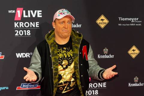 Bochum, Germany 06.12.2018, 1Live Krone 2018, Dennis aus Huerth, Martin Klempnow auf dem Roten Teppich der 1Live Krone ( DeFodi001