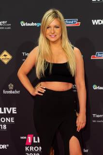 Bochum, Germany 06.12.2018, 1Live Krone 2018, Kelly Svirakova (Kelly MissesVlog) auf dem Roten Teppich der 1Live Krone ( DeFodi001