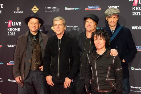 Bochum, Germany 06.12.2018, 1Live Krone 2018, Die Toten Hosen auf dem Roten Teppich der 1Live Krone ( DeFodi001