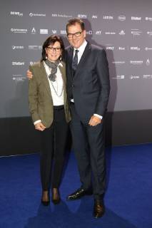 Gerd Mueller und seine Ehefrau Gertie Mueller-Hoorens bei der Verleihung Deutscher Nachhaltigkeitspreis am 8.12.2018 in Düsseldorf Deutscher Nachhaltigkeitspreis 2018 in Duesseldorf
