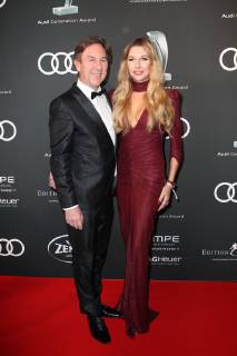 Ralph Piller mit Ehefrau Dr.Sabine Piller, Audi Generation Award 2018 im Hotel Bayerischer Hof in Muenchen am 11.12.2018