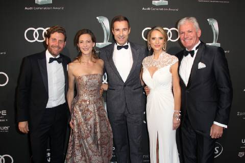Philip Greffenius mit Ehefrau Evelyne, Kai Pflaume, Alexander Schuhmacher mit Ehefrau Stefanie, Audi Generation Award 2018 im Hotel Bayerischer Hof in Muenchen am 11.12.2018