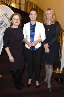 Dorothee Erpenstein, Judith Gerlach und Barbara Radomski bei der Preiserleihung Drehort des Jahres 2018 im Gloria Palast. München, 13.12.2018