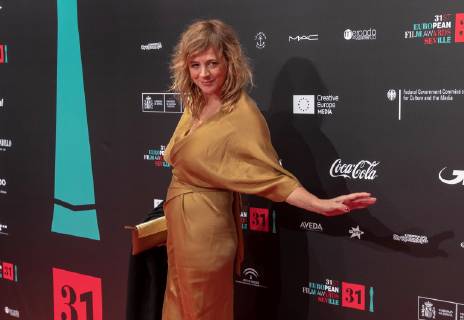 Spanish actress Emma Suárez poses for the photographers on the red carpet of European Film Festival at Teatro de la Maestranza in Sevilla, Andalusia, Spain, 15 December 2018. European Film Festival in Sevilla !ACHTUNG: NUR REDAKTIONELLE NUTZUNG!  Copyright: xJulioxMunozx GRAF7825 20181215-636805042767625834