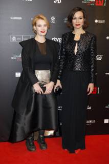 Bernadett Tuza-Ritter und Julianna Ugrin bei der Verleihung des 31. Europäischen Filmpreises 2018 im Teatro de la Maestranza. Sevilla, 15.12.2018