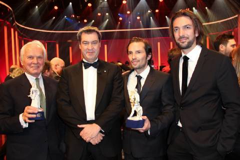 Jan Mojto, Markus Soeder (Bayerischer Ministerpraesident), Quirin Berg, Max Wiedemann, Verleihung des Bayerischen Filmpreis 2019 im Prinzrengententheater in Muenchen am 25.01.2018