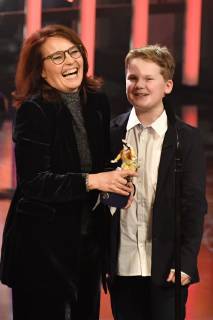 Caroline Link und Julius Weckauf bei der Verleihung des 40. Bayerischen Filmpreises 2018 im Prinzregententheater. München, 25.01.2019