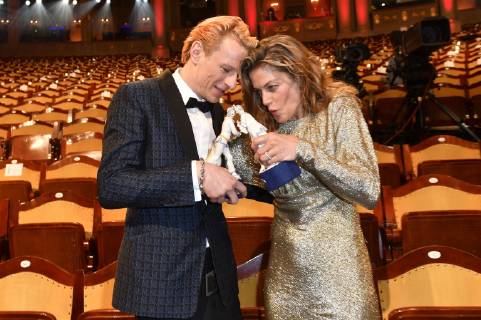 Alexander Scheer und Marie Bäumer bei der Verleihung des 40. Bayerischen Filmpreises 2018 im Prinzregententheater. München, 25.01.2019