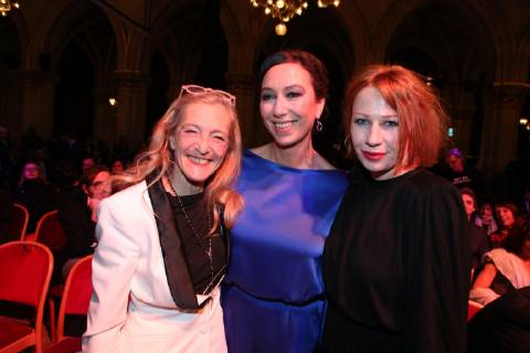 30.01.2019, Wiener Rathaus, Österreichischer Filmpreis 2019, Verleihungsgala d. Akademie des Österreichischen Films im Bild: Kathrin Zechner -ORF, Ursula Strauss, Birgit Minichmayr, Österreichischer Filmpreis 2019
