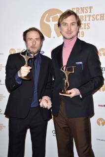 Bjarne Mädel und Lars Eidinger bei der 61. Verleihung vom Ernst-Lubitsch-Preis 2019 im Kino Babylon. Berlin, 30.01.2019