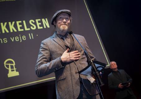 Robert-Priserne Verleihung in Kopenhagen Lars Mikkelsen modtager en Robert for bedste mandlige hovedrolle i en tv-serie for sin rolle i Herrens Veje II ved Robert prisuddelingen i Koebenhavn, soendag 3 februar 2019. . , Copenhagen Denmark Copyright: Scanpix LiselottexSabroex COP102 spdk20190203-200009-L