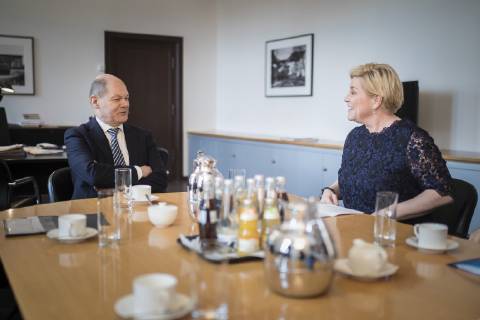 Bundesfinanzminister Olaf Scholz (L), SPD, trifft sich mit Siv Jensen (R), Finanzministerin von Norwegen, in Berlin, 20.02.2019. Berlin Germany Copyright: xFlorianxGaertnerx