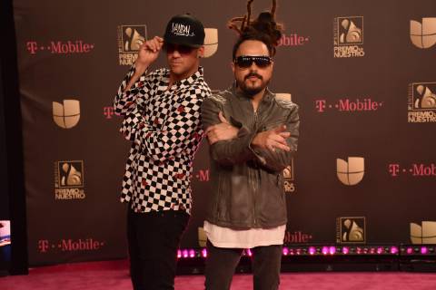 Members of the musical group Locos Por Juana pose on the magenta carpet of the Lo Nuestro Awards at the American Airlines Arena in Miami, USA, 21 February 2019. Lo Nuestro celebrates today a new edition of these popular voting awards organized by the network Univision and which awards the best Hispanic artists of the last year. Lo Nuestro Awards 2019 !ACHTUNG: NUR REDAKTIONELLE NUTZUNG!  Copyright: xGastonxDexCardenasx AME6869 20190222-636864063607143055