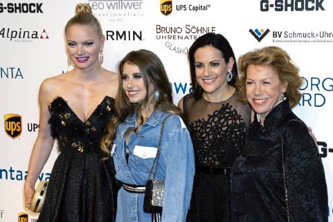 Franziska Knuppe, Cathy Hummels, Bettina Zimmermann und Gaby Dohm bei der Verleihung des 3. Inhorgenta Award 2019 in den Eisbach Studios. München, 24.02.2019