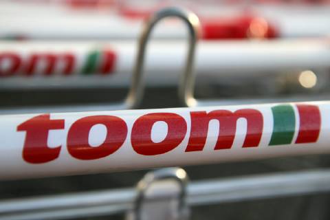 Freiburg Themenbild - Toom Baumarkt, Baustoffmarkt in Freiburg Themenbild - Toom Baumarkt, Baustoffmarkt in Freiburg Freiburg 24.02.2019 Einkaufswagen Toom, Werbeschild, Logo, Schriftzug, Reklame, Tag, Aussenaufnahme Featurebild, Symbolbild, Themenbild Copyright: xEIBNER DanielxFleigx EP_DFG