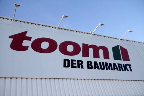 Freiburg Themenbild - Toom Baumarkt, Baustoffmarkt in Freiburg Themenbild - Toom Baumarkt, Baustoffmarkt in Freiburg Freiburg 24.02.2019 Toom, Werbeschild, Logo, Schriftzug, Reklame, Tag, Aussenaufnahme Featurebild, Symbolbild, Themenbild Copyright: xEIBNER DanielxFleigx EP_DFG