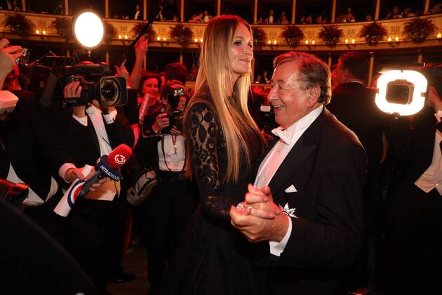 Entertainment Themen der Woche KW09 Entertainment Bilder des Tages Opernball Wien, Oper, 28. 02. 2019 Richard LUGNER, Elle MacPHERSON