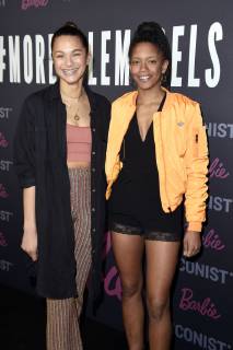 Susan Hoecke mit Begleitung beim Iconista Award 2019 im Cafe Moskau. Berlin, 06.03.2019