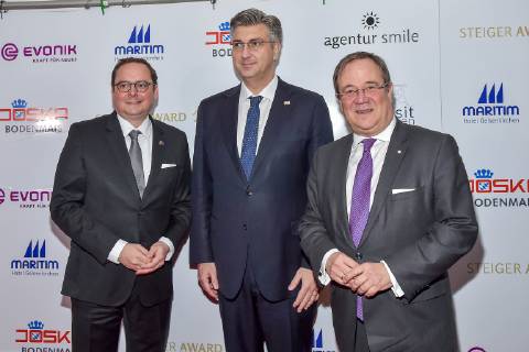 14. Steiger Award am 16.03.2019 im Casino der Zeche Zollverein in Essen V.l.n.r. Thomas Kufen ( Oberbürgermeister der Stadt Essen ), Andrej Plenkovic ( S.E. Premierminister der Republik Kroatien ), Armin Laschet ( Ministerpräsident NRW ) sind Gäste bei der Verleihung des Steiger Award 2019