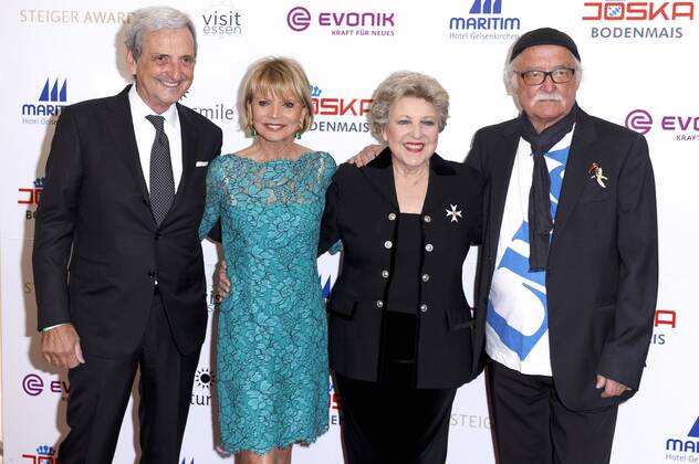 Entertainment Bilder des Tages Uschi Glas mit Ehemann Dieter Hermann, Marie-Luise Marjan und Hans W. Geißendörfer bei der Verleihung vom 14. Steiger Award 2019 im Casino Zollverein. Essen, 16.03.2019