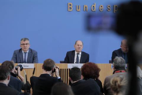 Staatssekretär Werner Gatzer, BMF, Bundesminister der Finanzen Olaf Scholz, Deutschland, Berlin, Bundespressekonferenz, Thema: Haushalt 2019, Eckwerte 2020 und Finanzplan bis 2023, 20.03.2019