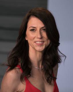 April 4, 2019 - Beverly Hills, California, United States of America - MacKenzie Bezos, noted in a Tweet that her 26 year marriage to Jeff Bezos has been formally dissolved and keep 25% of Amazon stock equivalent to about $35 billion as of today, Thursday, April 4, 2019. FILE PHOTO: Jeff Bezos on the red carpet of the 2018 Vanity Fair Oscar Party held at the Wallis Annenberg Center in Beverly Hills, California on Sunday March 4, 2018. JAVIER ROJAS PI Beverly Hills United States of America - ZUMAp124 20190404_zaa_p124_002 Copyright: xJavierxRojas Pix