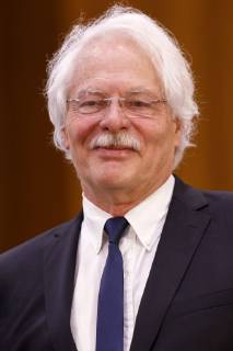 Thomas Roth bei der Verleihung des Lew Kopelew Preis für Frieden und Menschenrechte 2019, der dieses Jahr an den Kapitän Claus-Peter Reisch und die Dresdner Seenotrettungsinitiative Mission Life e.V. verliehen wurde, in der Zentrale der Kreissparkasse Köln am Neumarkt. Köln, 07.04.2019