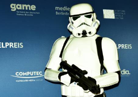 09.04.2019, xlakx, Entertainment eSports, Verleihung des deutschen - Computerspielpreis 2019 emspor, v.l.Star Wars Figur bei der Verleihung des Deutschen Computerspielpreises 2019 im Admiralspalast Berlin. Berlin