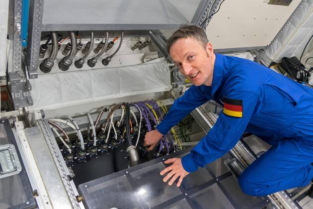 Matthias Maurer, Astronaut, im SpaceShip EAC, Trainingscenter für Astronauten, Köln, Deutschland, Europa Copyright: imageBROKER/UlrichxZillmann ibluzi04869780.jpg