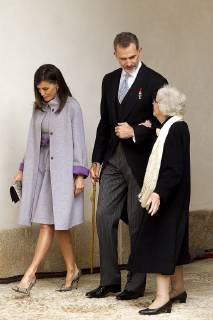 King Felipe VI of Spain, Queen Letizia and Uruguayan poet Ida Vitale (R) during the Cervantes Literature Prize ceremony at the University of Alcala in Madrid on April 23, 2019.  (20190423025)