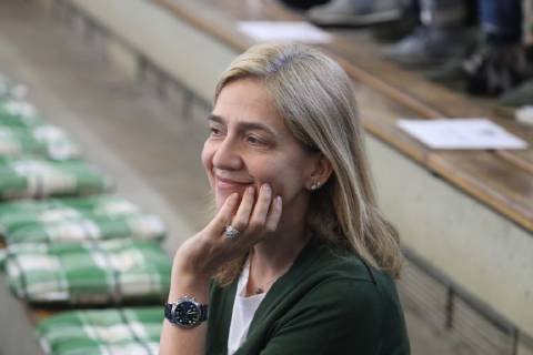 Spaniens EX König Juan Carlos mit seiner Frau Sophia und den Töchtern Elena und Cristina kommen zum Handballspiel des Enkels , Der 18-Jährige Pablo Urdangarin, spielt bei den A-Junioren der TSV Hannover-Burgdorf und steht am Sonnabend mit seiner Mannschaft gegen die HSG Wetzlar im Viertelfinale der Deutschen Meisterschaft. Cristina von Spanien ,