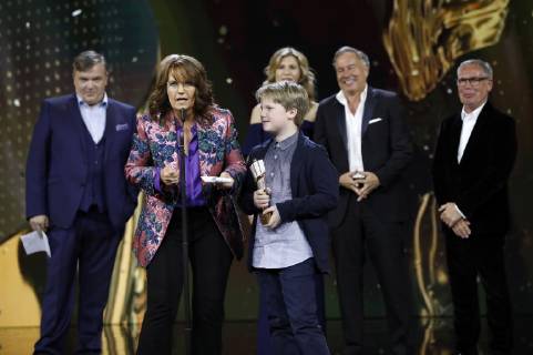 Caroline Link und Julius Weckauf bei der Verleihung des Deutschen Filmpreises 2019 in der Messe Berlin. Berlin, 03.05.2019