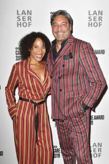 Khadra Sufi mit Freund Mousse T. bei der Verleihung des GQ Care Award 2019 in der 20Â° Restobar. Düsseldorf, 08.05.2019