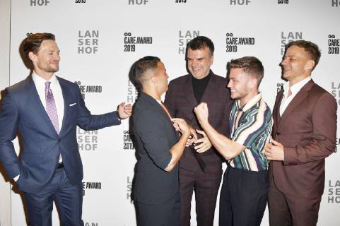 August Wittgenstein, Kostja Ullmann, Andre Pollmann, Jannik Schümann und Tom Wlaschiha bei der Verleihung des GQ Care Award 2019 in der 20Â° Restobar. Düsseldorf, 08.05.2019