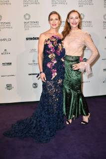 Lisa Martinek und Andrea Sawatzki der 27. Verleihung des Deutschen Parfumpreises Duftstars 2019 auf der Rheinterrasse Düsseldorf. Düsseldorf, 09.05.2019
