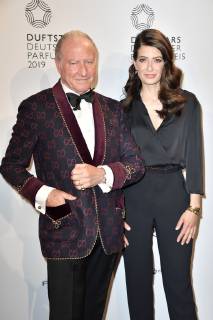 Alberto Morillas und Linda Zervakis bei der 27. Verleihung des Deutschen Parfumpreises Duftstars 2019 auf der Rheinterrasse Düsseldorf. Düsseldorf, 09.05.2019