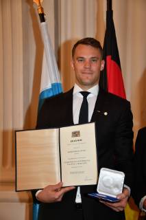 Manuel Neuer Verleihung der Sozialmedaille Bayerische Staatsmedaille für soziale Verdienste Max-Joseph-Saal Residenz München 13. Mai 2019