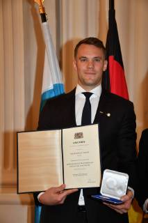 Manuel Neuer Verleihung der Sozialmedaille Bayerische Staatsmedaille für soziale Verdienste Max-Joseph-Saal Residenz München 13. Mai 2019