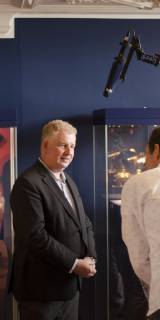 Thora-Rollen der Jüdischen Gemeinde Flensburg im Museumsberg ausgestellt Dr. Michael Fuhr, Museumsdirektor der Städtischen Museen Flensburg, im Gespräch mit Journalisten, am 20.05.2019 in der Schatzkammer des Museumsberges Flensburg