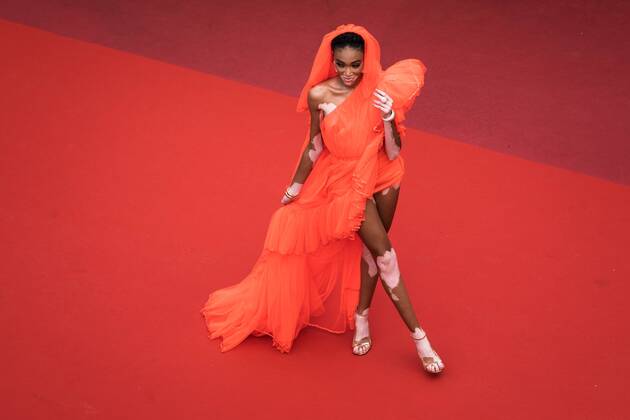 Entertainment Themen der Woche KW21 Entertainment Bilder des Tages 72eme Festival International du Film de Cannes. Montée des marches du film Once upon a time ... in hollywood depuis la terrasse du palais. 72th International Cannes Film Festival. Red Carpet for Once upon a time ... in hollywood movie from the rooftop. 239648 2019-05-21 Cannes France Winnie, Harlow, Brown-Young, Chantelle  Copyright: xTerencexBaelenx STAR_239648_026