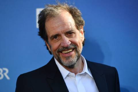 Helmfried VON LUETTICHAU( Schauspieler), Einzelbild,angeschnittenes Einzelmotiv,Portraet,Portrait,Porträt. Roter Teppich,Red Carpet,Bayerischer Fernsehpreis 2019 am 24.05.2019.