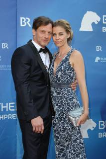 Hendrik Duryn und Jessica Ginkel, Bayerischer Fernsehpreis 2019 im Prinzregententheater in Muenchen am 25.05.2019