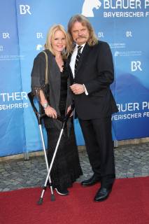 Leslie Mandoki mit Ehefrau, Bayerischer Fernsehpreis 2019 im Prinzregententheater in Muenchen am 25.05.2019
